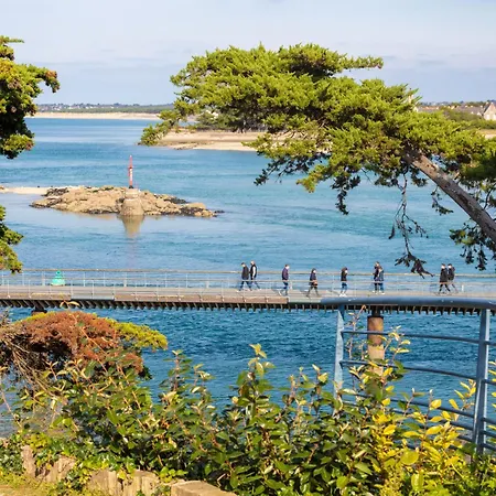 公寓 Cosy Face A La *